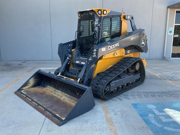 Image of John Deere 331P equipment image 1