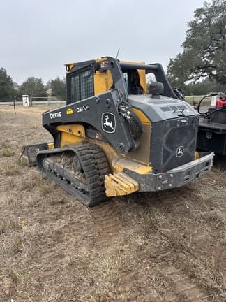Image of John Deere 331P equipment image 3