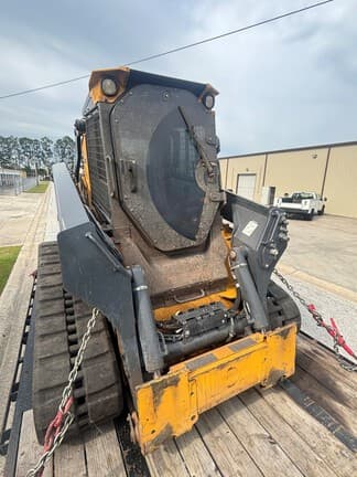 Image of John Deere 331P equipment image 4
