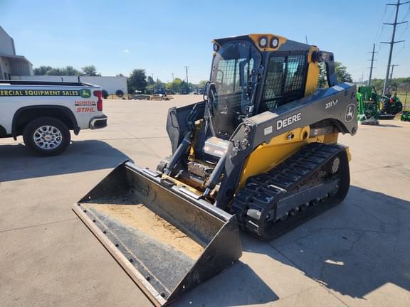 Image of John Deere 331P equipment image 1