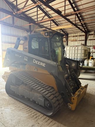 Image of John Deere 331P equipment image 2