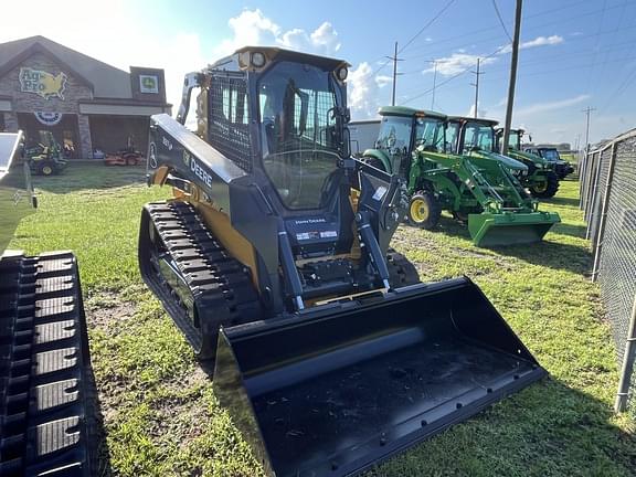 Image of John Deere 331P equipment image 3