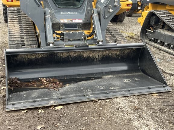 Image of John Deere 331P equipment image 1