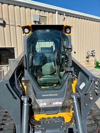 Image of John Deere 331P equipment image 3