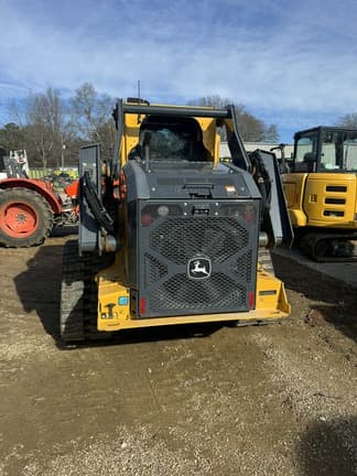 Image of John Deere 331P equipment image 2
