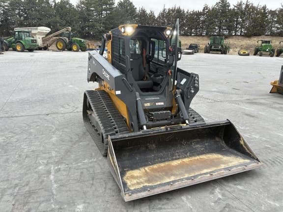 Image of John Deere 331P equipment image 4