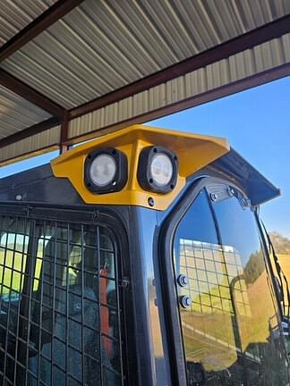 Image of John Deere 331P equipment image 4