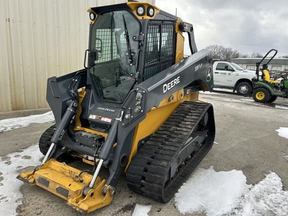 Image of John Deere 331P Primary image