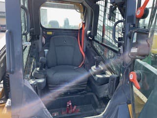 Image of John Deere 331G equipment image 4