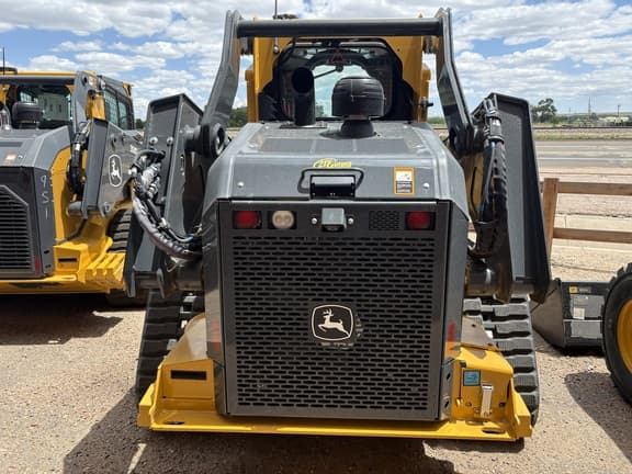Image of John Deere 331G equipment image 4