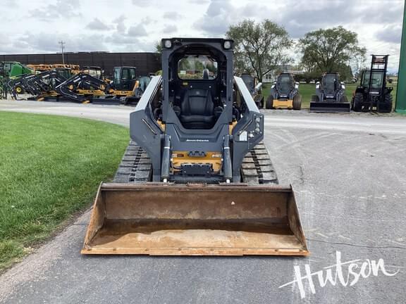 Image of John Deere 331G equipment image 4