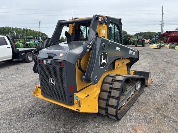 Image of John Deere 331G equipment image 4