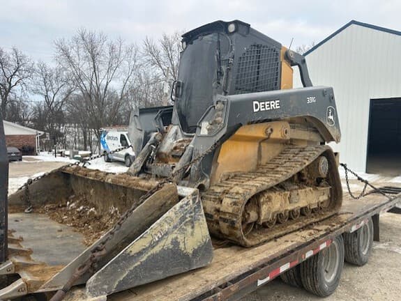 Image of John Deere 331G equipment image 4