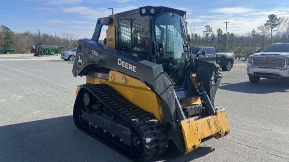 Image of John Deere 331G Primary image