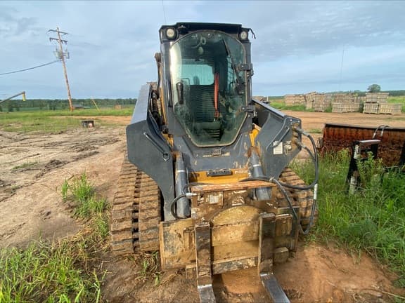 Image of John Deere 331G equipment image 2