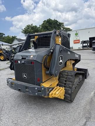Image of John Deere 331G equipment image 4