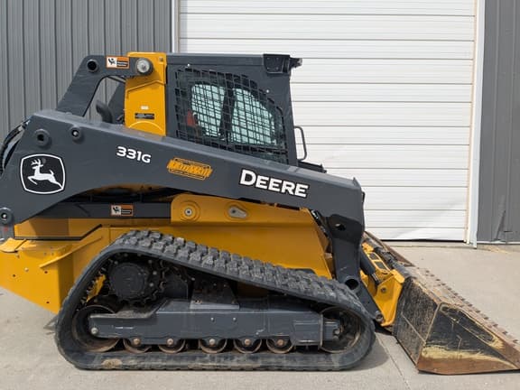 Image of John Deere 331G equipment image 4