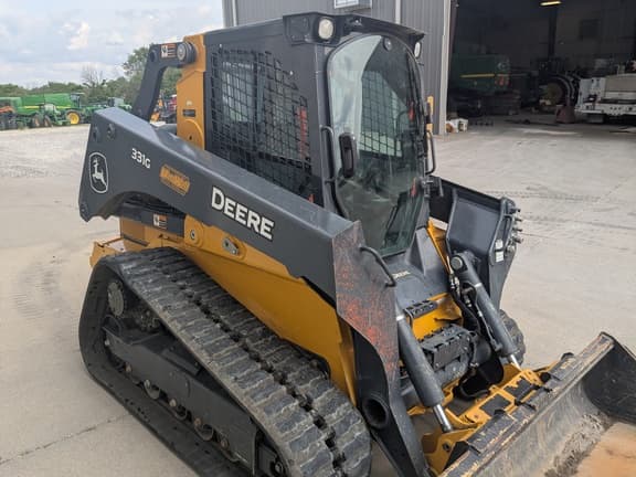 Image of John Deere 331G equipment image 2