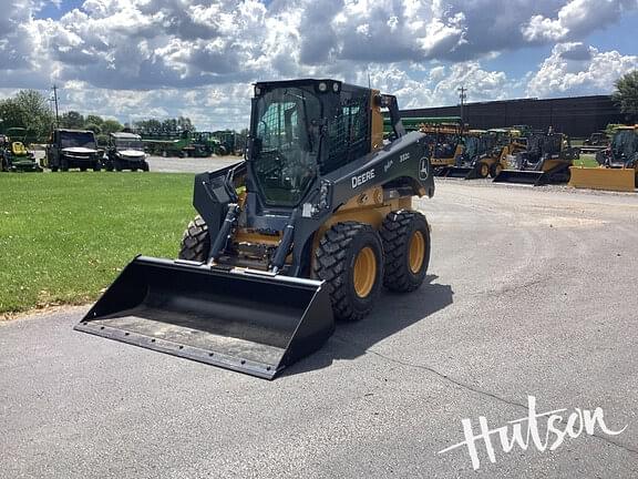Image of John Deere 332G equipment image 1
