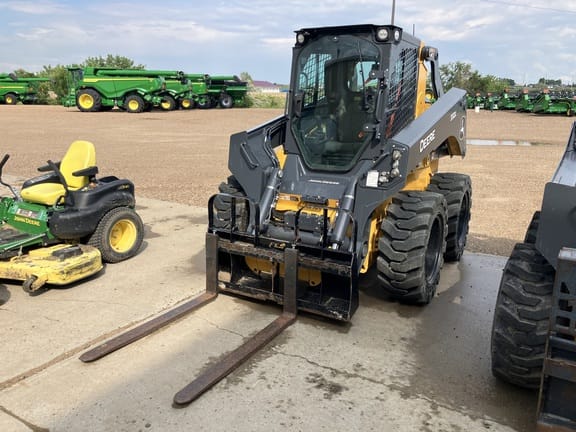 2024 John Deere 332G Equipment Image0