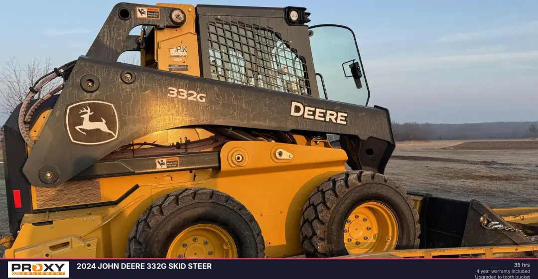 Image of John Deere 332G Primary image