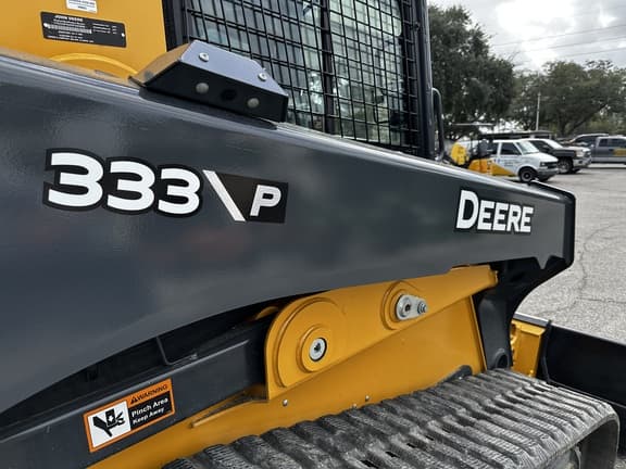 Image of John Deere 333P equipment image 1