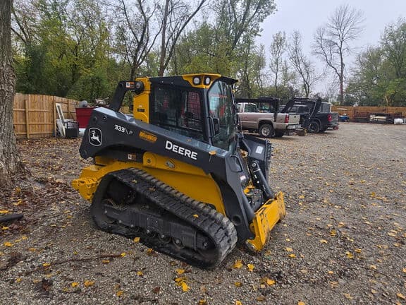 Image of John Deere 333P equipment image 3