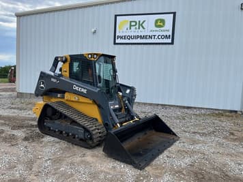 Main image John Deere 333P