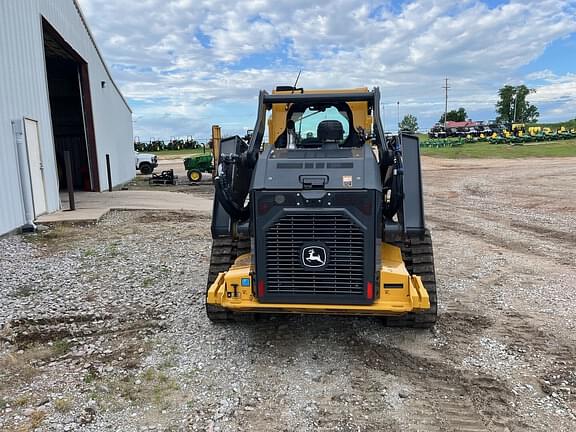 Image of John Deere 333P equipment image 3
