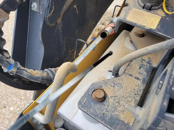 Image of John Deere 333P equipment image 2