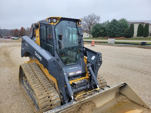 Image of John Deere 333P equipment image 3