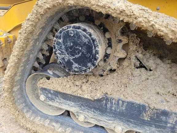 Image of John Deere 333P equipment image 1