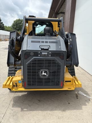 Image of John Deere 333P equipment image 3