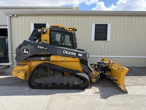 Image of John Deere 333P equipment image 2