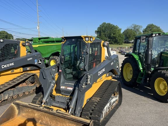 Image of John Deere 333P equipment image 4
