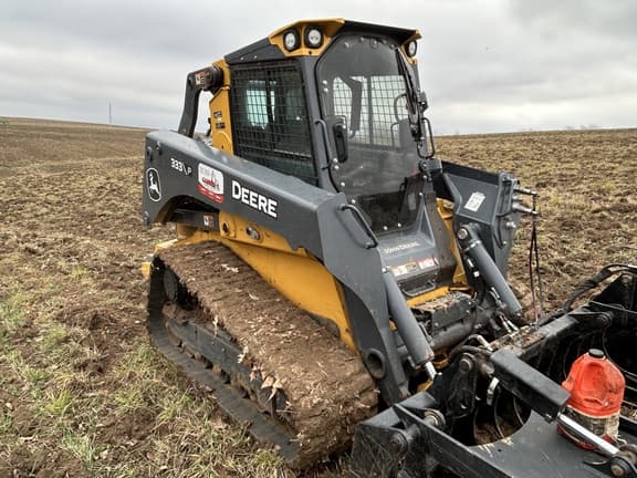 Image of John Deere 333P equipment image 3