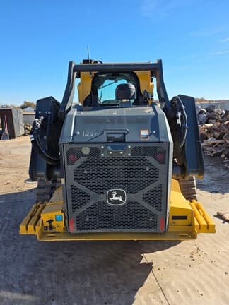 Image of John Deere 333P equipment image 4