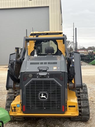 Image of John Deere 333P equipment image 2