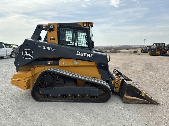 Image of John Deere 333P equipment image 2