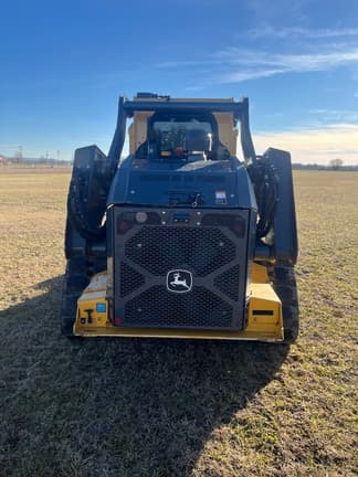 Image of John Deere 333P equipment image 2