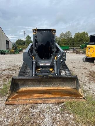 Image of John Deere 333P equipment image 3