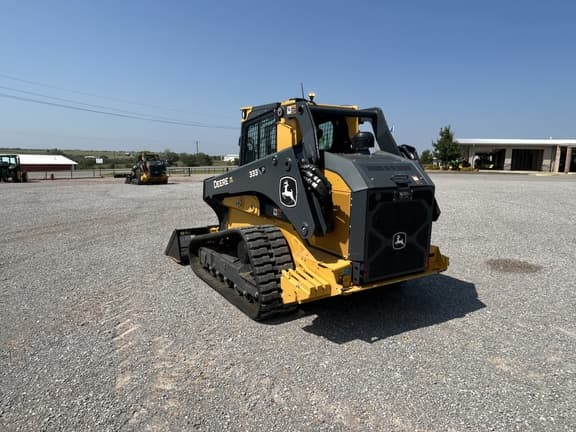 Image of John Deere 333P equipment image 2