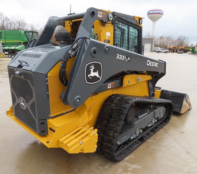 Image of John Deere 333P equipment image 4