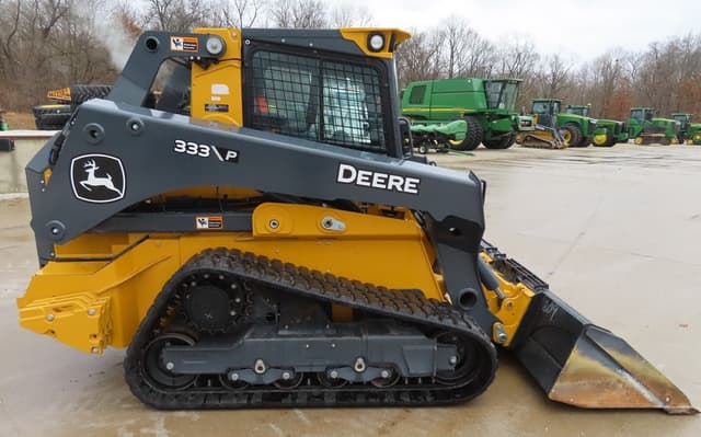 Image of John Deere 333P equipment image 3