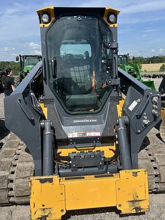 Image of John Deere 333P equipment image 3