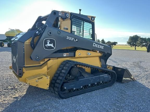Image of John Deere 333P equipment image 4