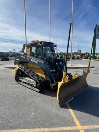 Image of John Deere 333P equipment image 4
