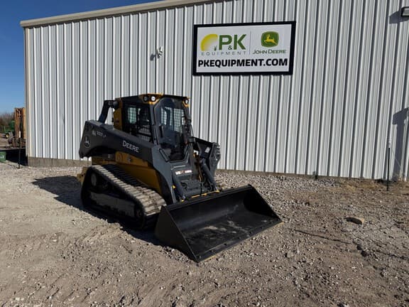 Image of John Deere 333P Primary image