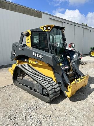Image of John Deere 333P equipment image 3