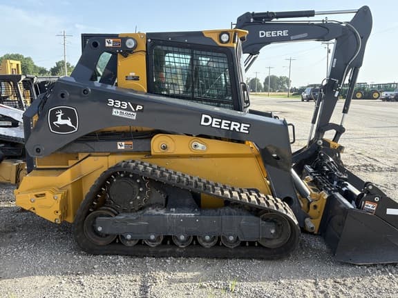 Image of John Deere 333P equipment image 3